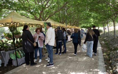 Centenares de personas participan en las propuestas de educación ambiental, comercio sostenible y música en directo de la 5ª Feria de Medio Ambiente de Cheste
